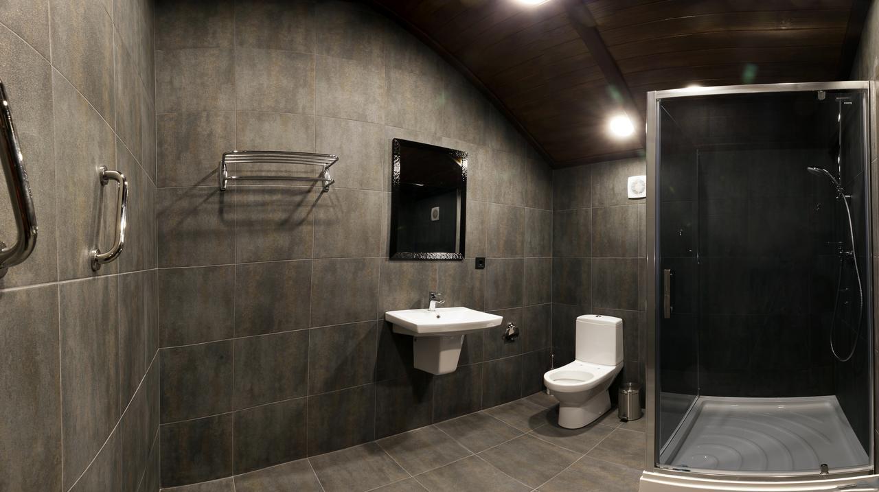 Dating Hotel Cherry Twins (Adults Only) Kyiv Exterior photo